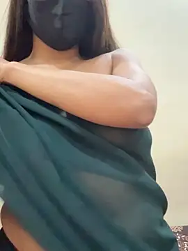 Cute-Sakhi online show from December 22, 2025, 4:18 pm