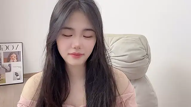 suki-1 online show from April 13, 2026, 9:35 am