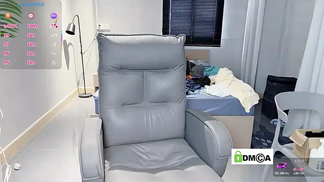 NiNi-baby520 online show from December 16, 2025, 7:12 am