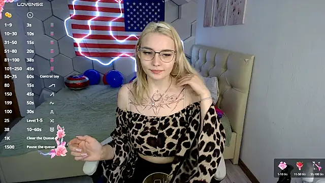 Snapshot of aliicemeow chatting on July 1, 2026, 4:24 am aliicemeow online show from July 1, 2026, 4:24 am