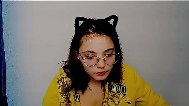 Snapshot of Sun_Shine__ chatting on January 19, 2026, 10:08 am Sun Shine online show from January 19, 2026, 10:08 am