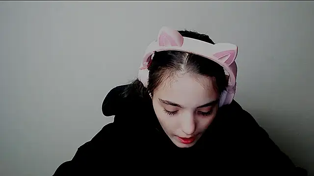 Sun Shine   online show from October 6, 2025, 8:42 pm