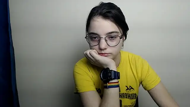 Snapshot of Sun_Shine__ chatting on February 17, 2026, 6:49 pm Sun Shine online show from February 17, 2026, 6:49 pm