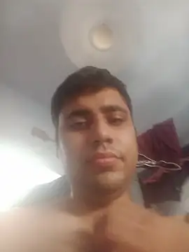Snapshot of Desirock001 chatting on June 29, 2026, 6:31 am Desirock001 online show from June 29, 2026, 6:31 am