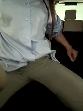 Snapshot of amanatsu_00 chatting on October 3, 2025, 3:30 am amanatsu 00 online show from October 3, 2025, 3:30 am