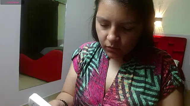 Sahamara 07 online show from November 17, 2025, 1:48 pm