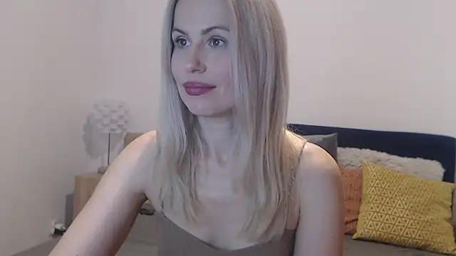 Snapshot of Lika_Soul chatting on September 10, 2025, 4:17 pm Lika Soul online show from September 10, 2025, 4:17 pm