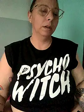 LupeLok online show from November 27, 2025, 6:08 pm