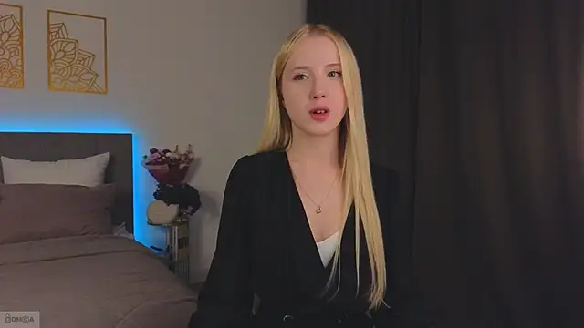 Adele Armas online show from October 8, 2025, 11:38 pm