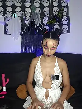 issis22 online show from October 23, 2025, 3:05 am