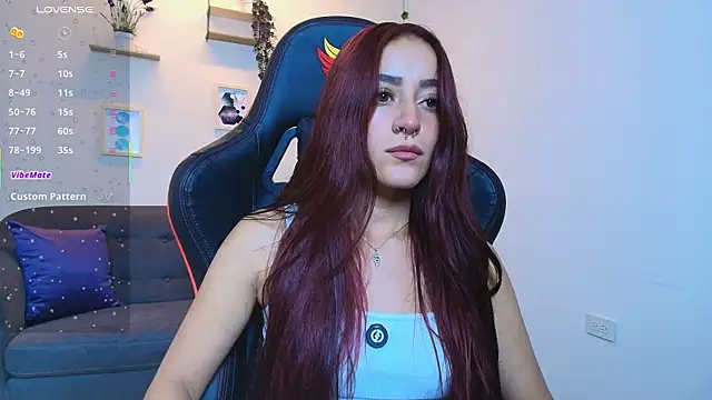 ViolethRosse online show from October 20, 2025, 7:47 pm