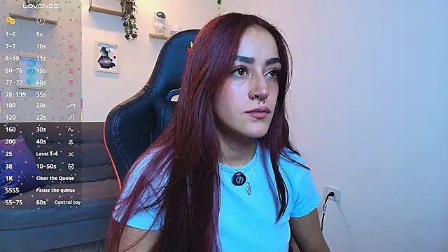 ViolethRosse online show from October 18, 2025, 5:37 pm