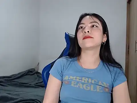 Snapshot of EloiseJun chatting on November 28, 2025, 3:50 am EloiseJun online show from November 28, 2025, 3:50 am