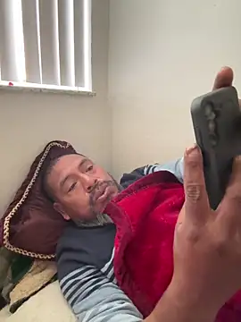 julio p online show from February 1, 2026, 3:21 pm