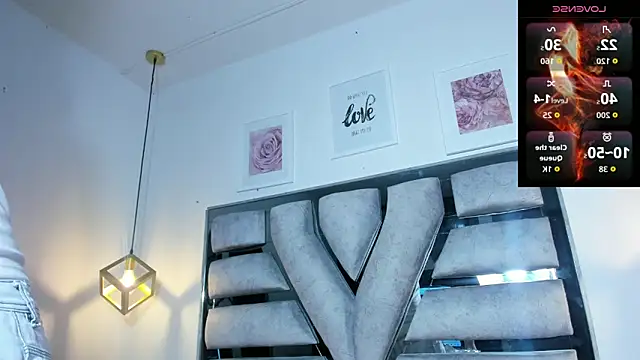 Snapshot of lianfox_ chatting on April 8, 2026, 12:39 pm lianfox online show from April 8, 2026, 12:39 pm