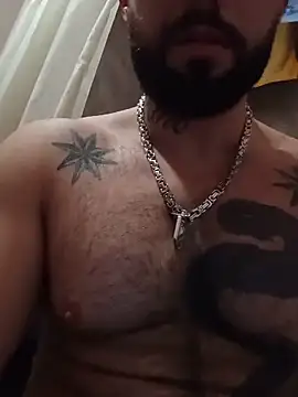 Snapshot of Barber33zk chatting on May 19, 2026, 6:42 am Barber33zk online show from May 19, 2026, 6:42 am