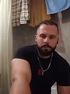 Snapshot of Barber33zk chatting on May 20, 2026, 12:18 am Barber33zk online show from May 20, 2026, 12:18 am
