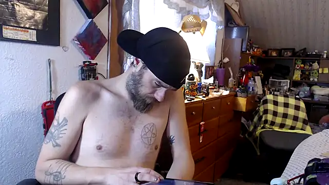 thejuicybacon online show from October 1, 2025, 6:45 pm