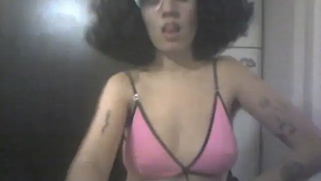 Snapshot of loliporomero chatting on May 1, 2026, 1:10 am loliporomero online show from May 1, 2026, 1:10 am