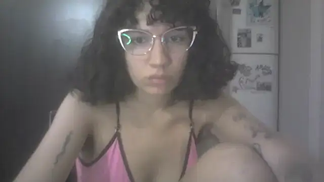 Snapshot of loliporomero chatting on May 28, 2026, 12:40 am loliporomero online show from May 28, 2026, 12:40 am