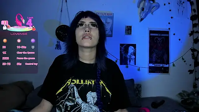 Snapshot of kattusauruss chatting on November 4, 2025, 1:42 am kattusauruss online show from November 4, 2025, 1:42 am