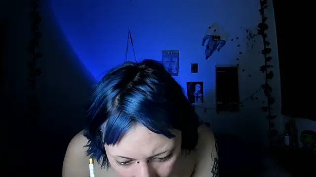 Snapshot of kattusauruss chatting on November 12, 2025, 1:32 am kattusauruss online show from November 12, 2025, 1:32 am