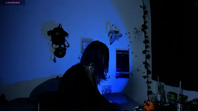 Snapshot of kattusauruss chatting on November 8, 2025, 12:25 am kattusauruss online show from November 8, 2025, 12:25 am