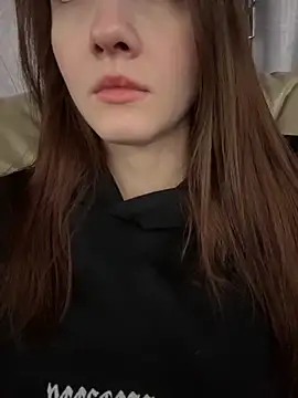 MichelleRoux online show from December 16, 2025, 11:14 am