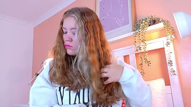 BelaMiller  online show from October 14, 2025, 11:44 am