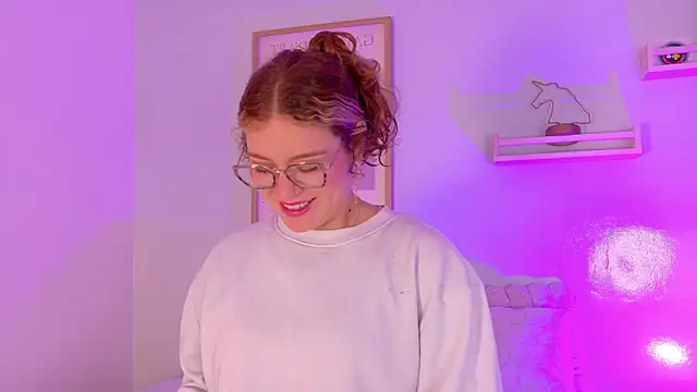 BelaMiller  online show from December 20, 2025, 11:57 am