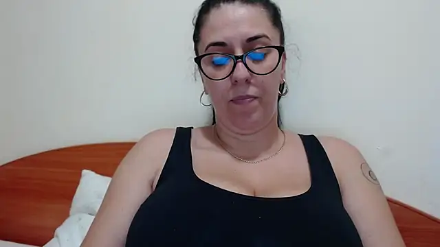 Snapshot of jollene chatting on October 9, 2025, 1:11 pm jollene online show from October 9, 2025, 1:11 pm