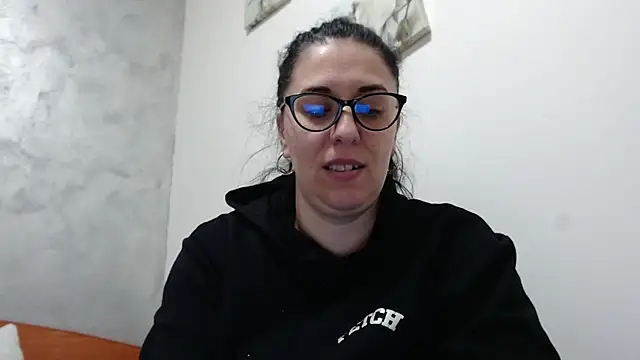 Snapshot of jollene chatting on November 21, 2025, 2:16 pm jollene online show from November 21, 2025, 2:16 pm