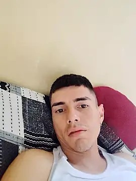 Snapshot of La_Cosita_69 chatting on January 12, 2026, 3:41 pm La Cosita 69 online show from January 12, 2026, 3:41 pm