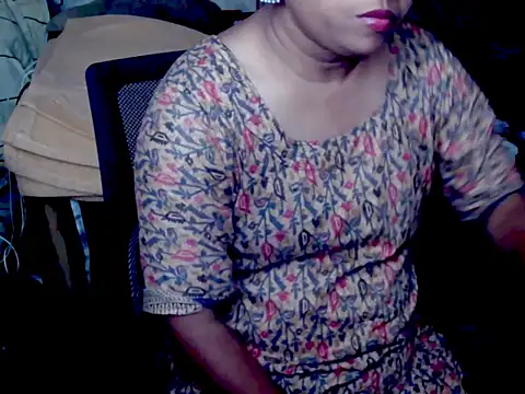 Snapshot of LushVamp chatting on October 18, 2025, 3:36 pm LushVamp online show from October 18, 2025, 3:36 pm