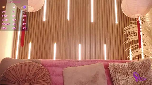 MylaDreams online show from April 9, 2026, 7:36 am