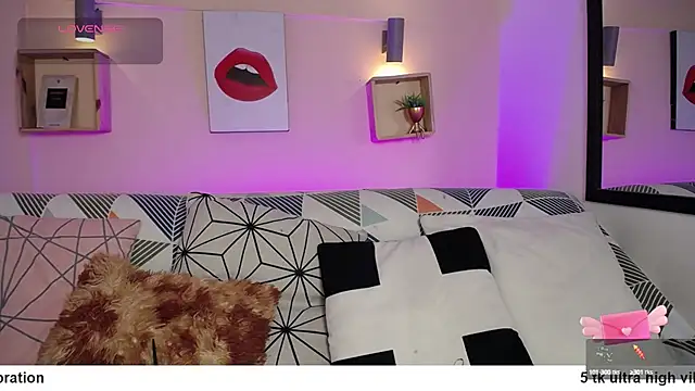 Snapshot of MylaDreams chatting on September 11, 2025, 3:50 am MylaDreams online show from September 11, 2025, 3:50 am