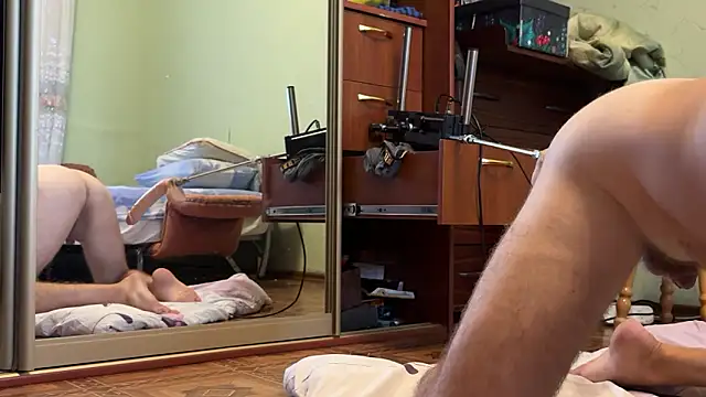 MaxPassiv online show from October 7, 2025, 9:43 am