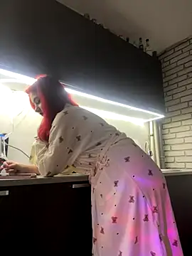 Snapshot of Katie_Kiss chatting on October 6, 2025, 2:29 pm Katie Kiss online show from October 6, 2025, 2:29 pm