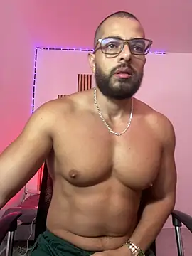 magnumchris online show from May 29, 2026, 12:33 pm