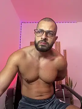 magnumchris online show from May 28, 2026, 10:54 am