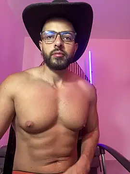 Snapshot of magnumchris chatting on March 31, 2026, 12:40 pm magnumchris online show from March 31, 2026, 12:40 pm