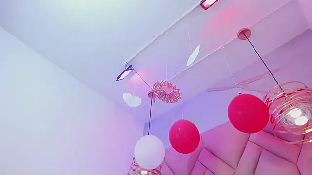 Snapshot of Ibbie_drastic chatting on February 15, 2026, 12:22 am Ibbie drastic online show from February 15, 2026, 12:22 am