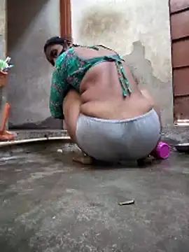 aunty sumy online show from April 6, 2026, 2:29 am