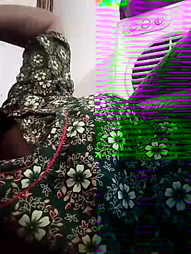 aunty sumy online show from November 7, 2025, 3:49 pm