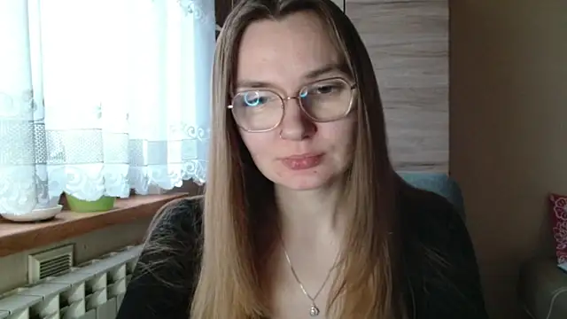 LooveELLYx online show from December 5, 2025, 7:29 am