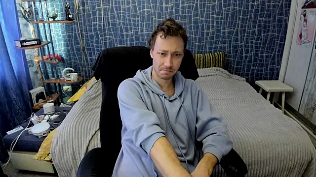 CuteBoy228 online show from April 13, 2026, 9:02 am