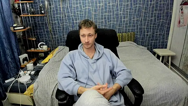 CuteBoy228 online show from April 13, 2026, 9:08 pm