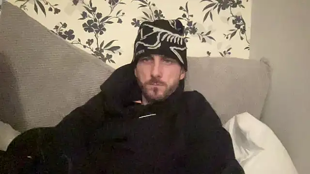 Big8inchUncutCock online show from April 2, 2026, 3:41 pm