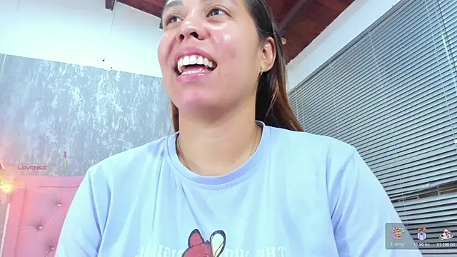 lissa jhonsoon online show from November 29, 2025, 2:01 am