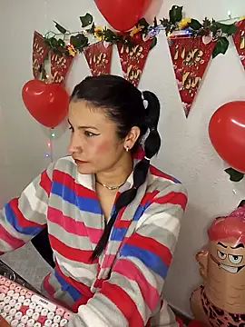 Snapshot of karinnahotdirty chatting on February 14, 2026, 9:26 pm karinnahotdirty online show from February 14, 2026, 9:26 pm